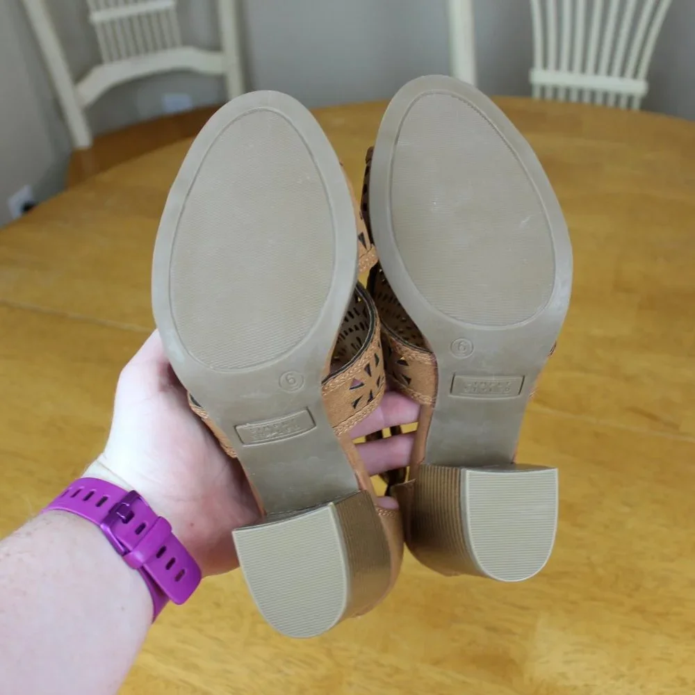 ✨ Closet Refresh - Simply Styled “Shelby” Open Toe Booties - Picture 7 of 8